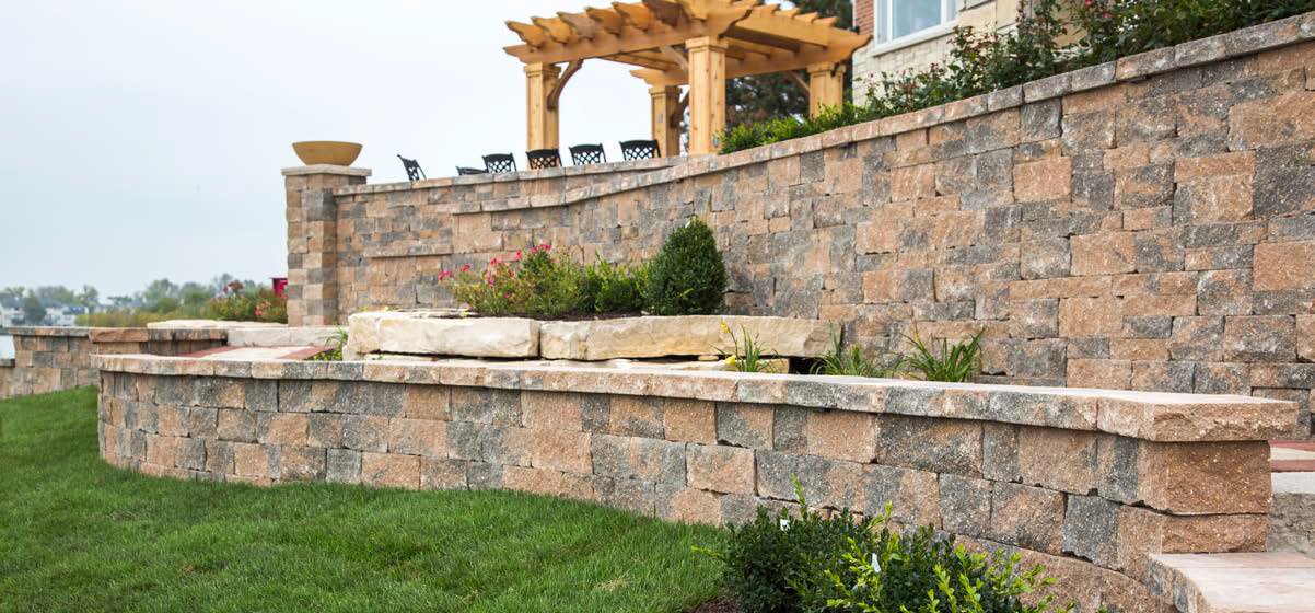 Estate Wall - Illinois Landscape Supply